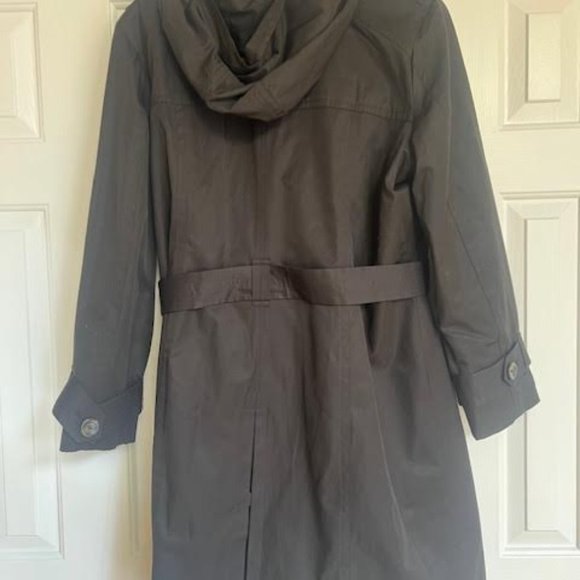 London Fog Trench Coat - Picture 1 of 2